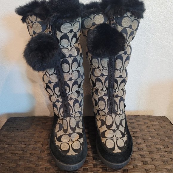 COACH - Authentic Signature Rabbit Fur Vintage Boots - Picture 2 of 2